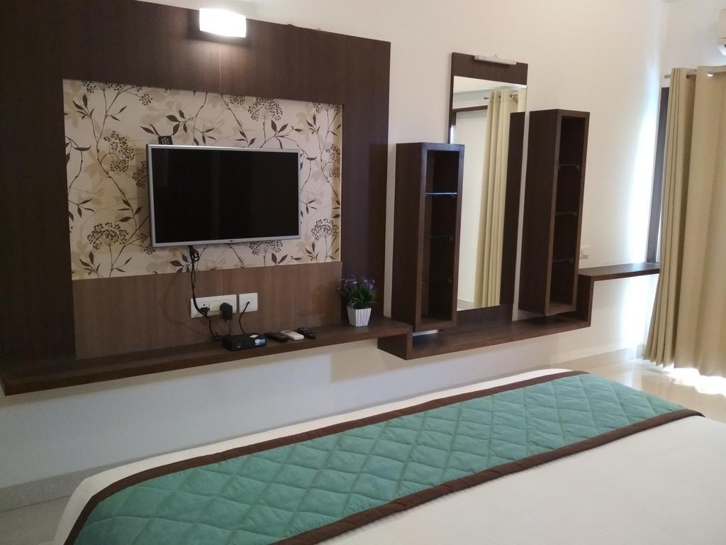 White Castle Boutique Apartment Hotel Bangalore Exterior foto